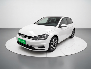 Volkswagen Golf 2020 car image 