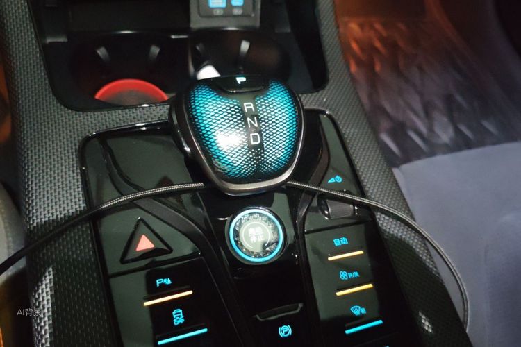 BYD Han 2023 car image #16