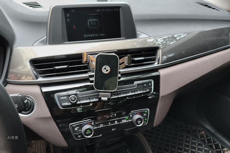BMW X1 2019 car image #15