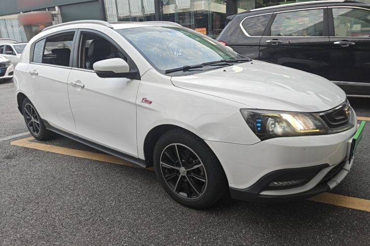GEELY Emgrand 2017 #4 GEELY Emgrand 2017 car image #4