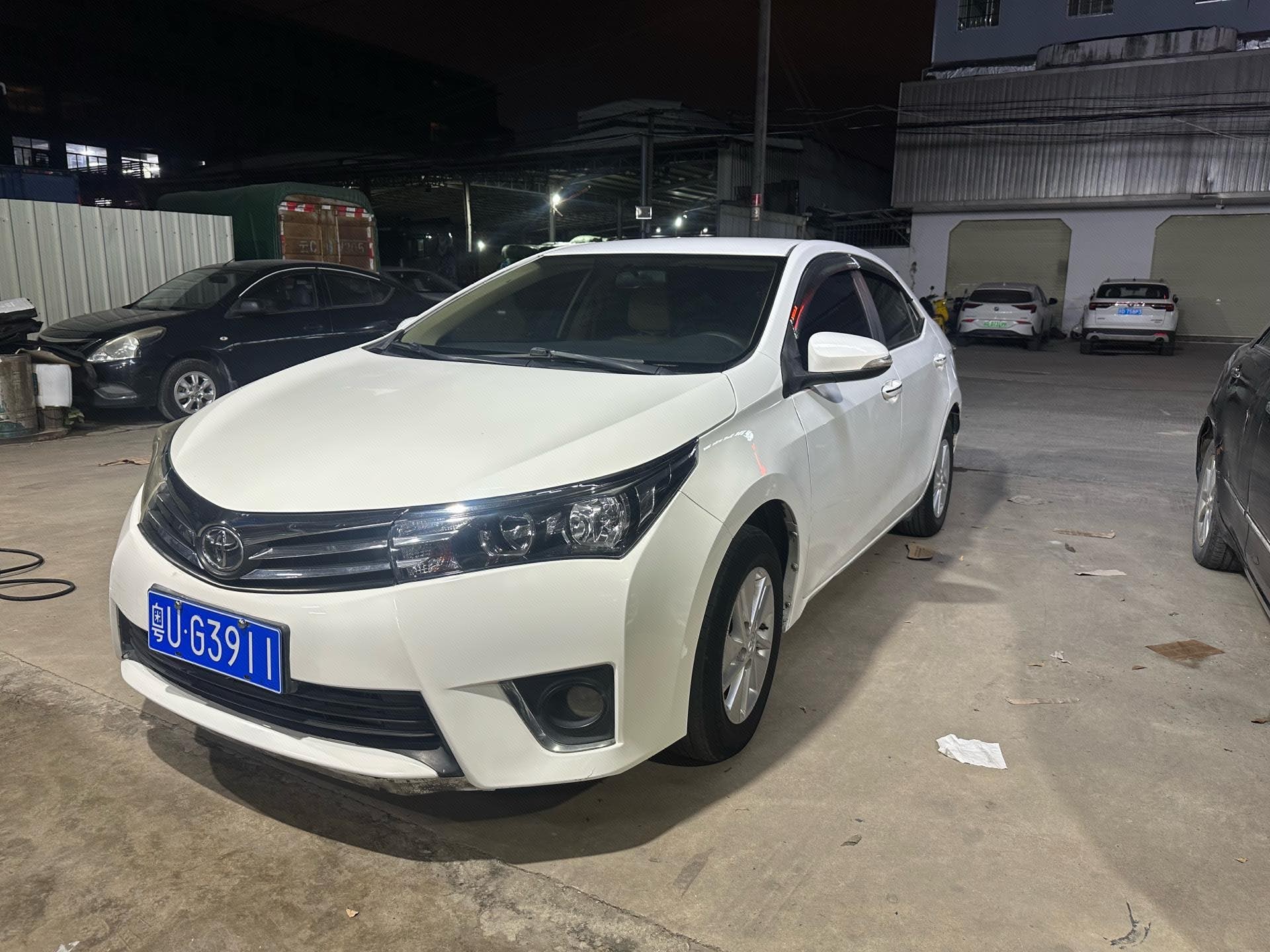 Toyota Corolla 2015 Toyota Corolla 2015 car image