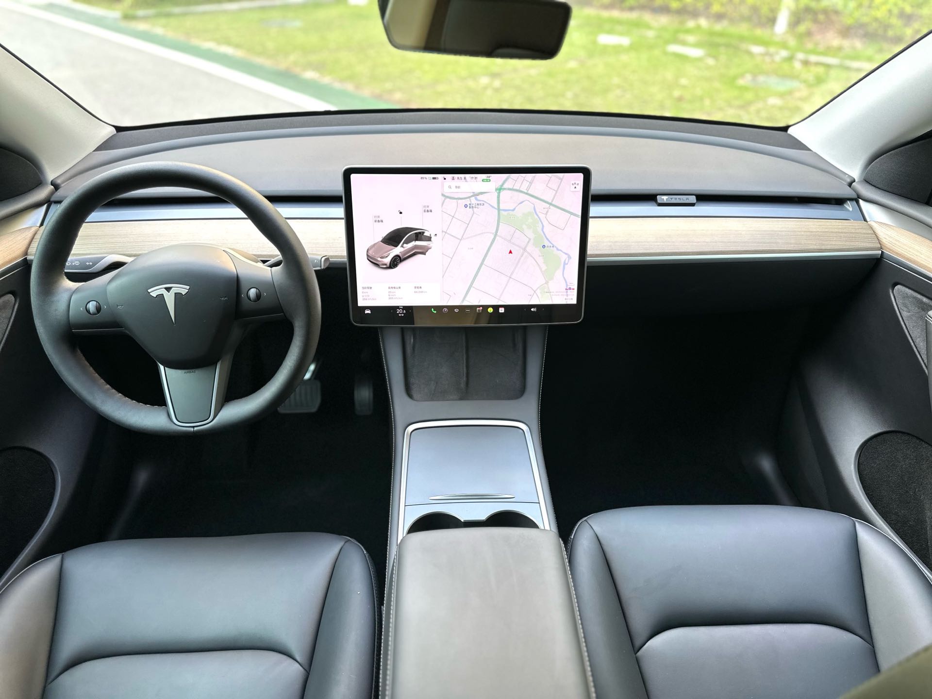 Tesla Model Y 2021 #9 Tesla Model Y 2021 صورة سيارة #9