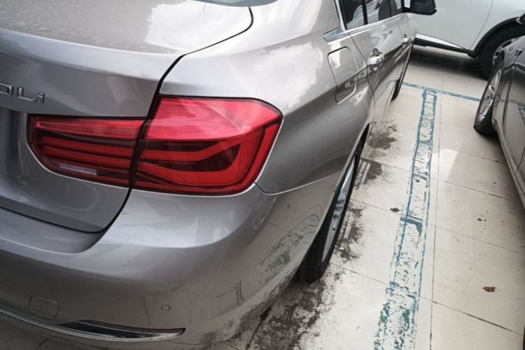 BMW 3 Series 2017 #8 BMW 3 Series 2017 car image #8