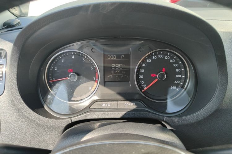 Volkswagen Polo 2016 #12 Volkswagen Polo 2016 car image #12