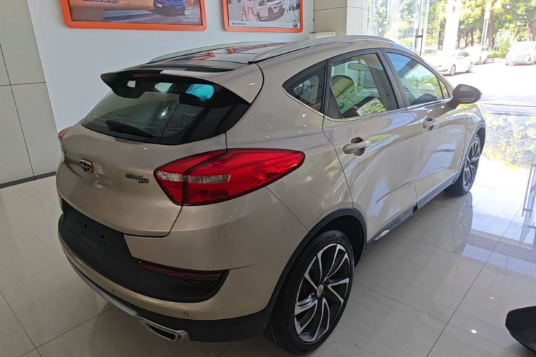 GEELY Emgrand GS 2017 car image #5