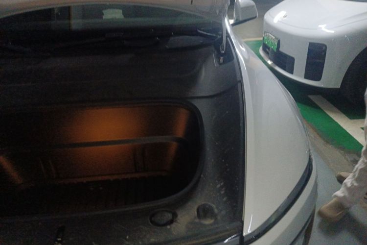 Tesla Model Y 2025 #24 Tesla Model Y 2025 car image #24