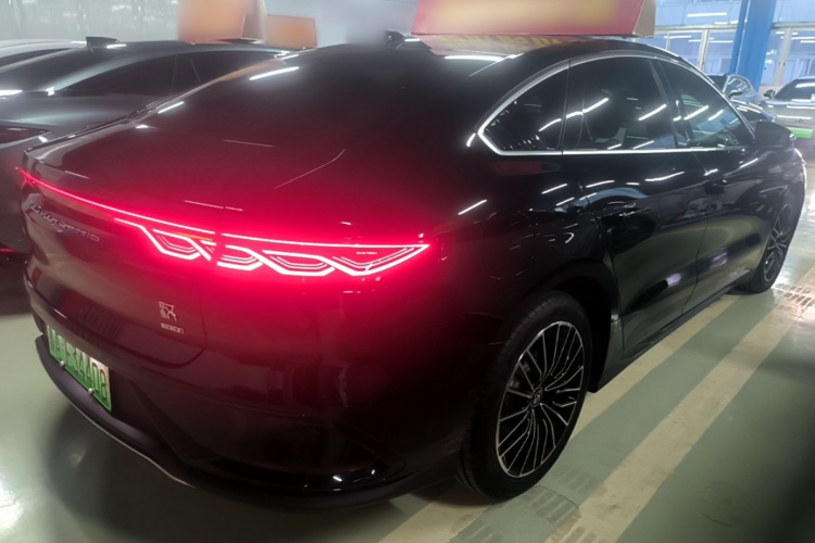 BYD Han 2025 imagem de carro #7