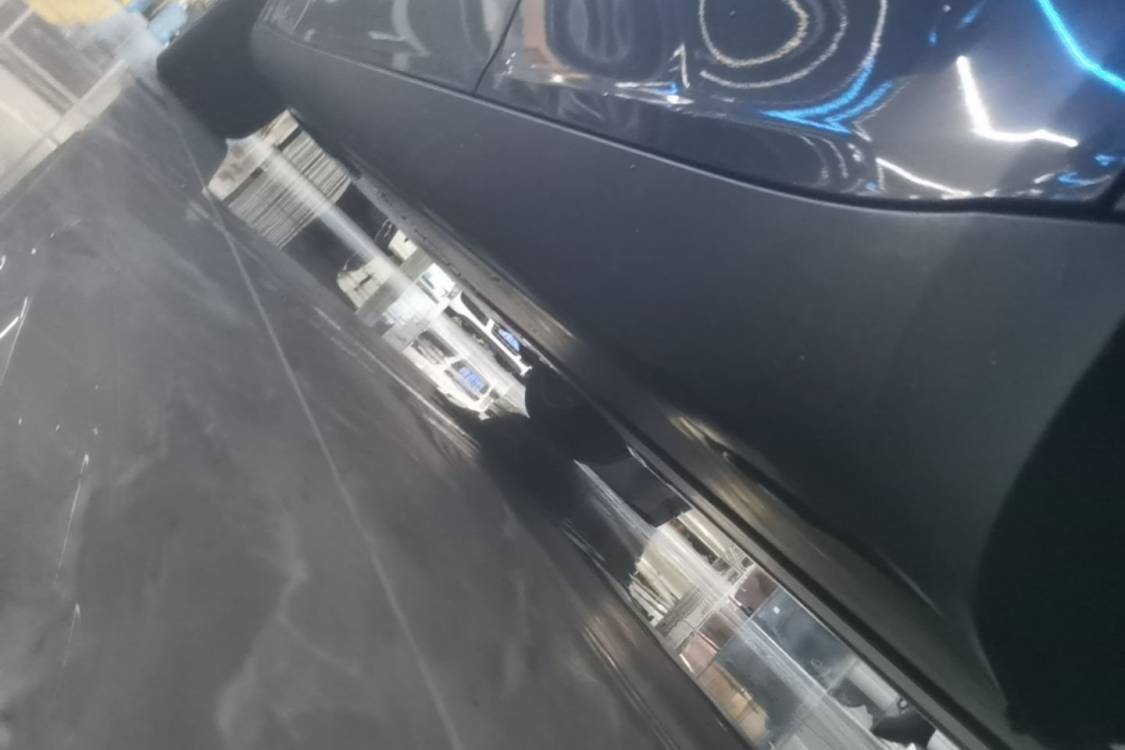 Tesla Model Y 2024 car image #8