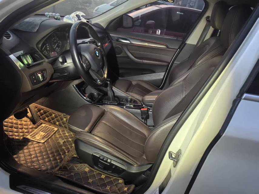 2017 image de voiture #3