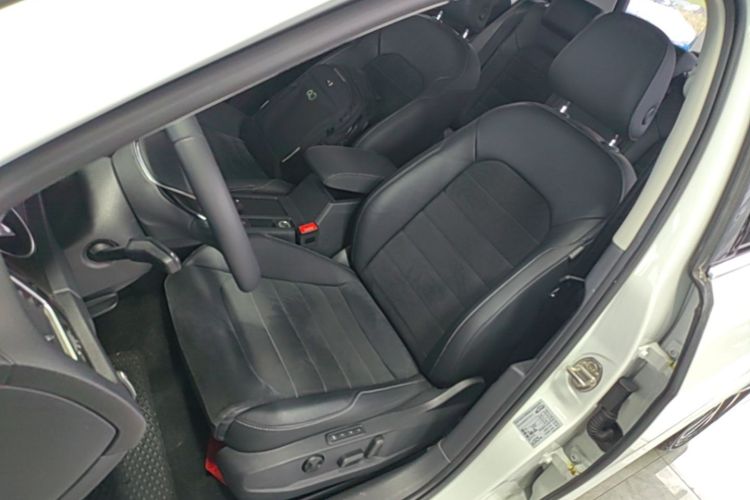 Volkswagen Golf 2019 #15 Volkswagen Golf 2019 car image #15