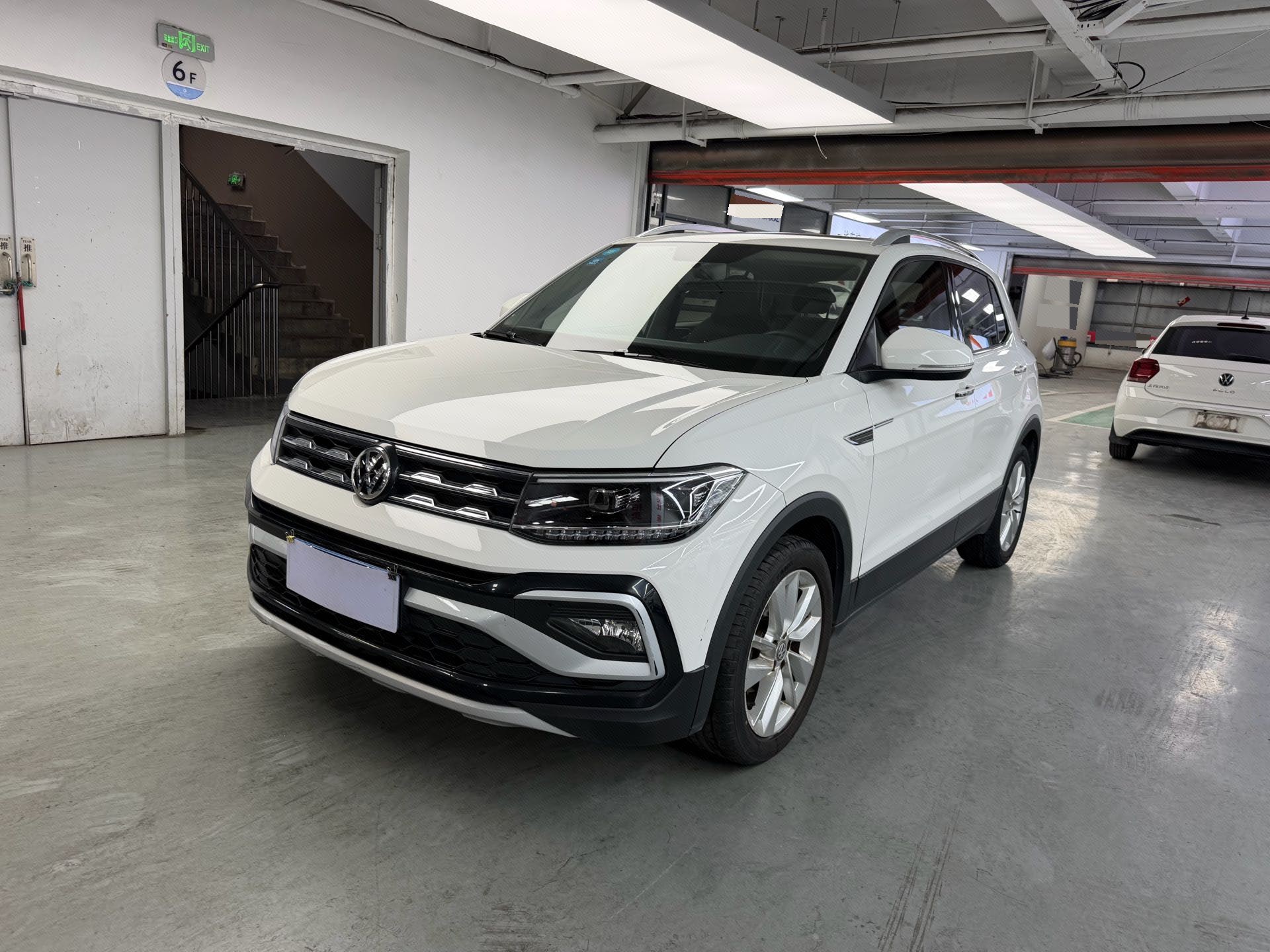 Volkswagen T-Cross 2020 Volkswagen T-Cross 2020 car image