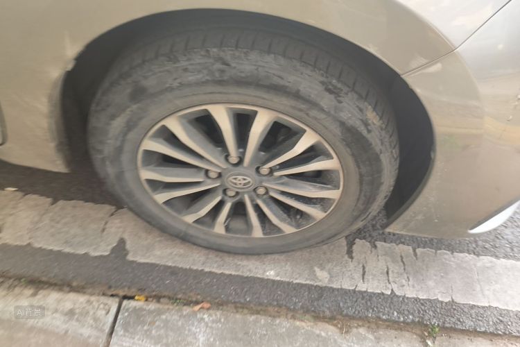Toyota Corolla 2018 car image #9