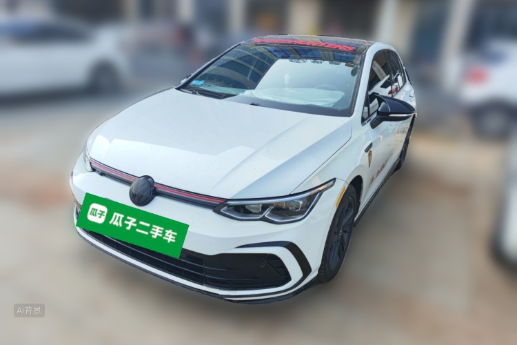 Volkswagen Golf 2022 car image #2