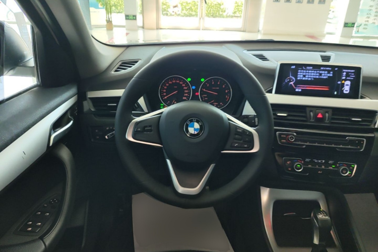 BMW X1 2016 car image #11