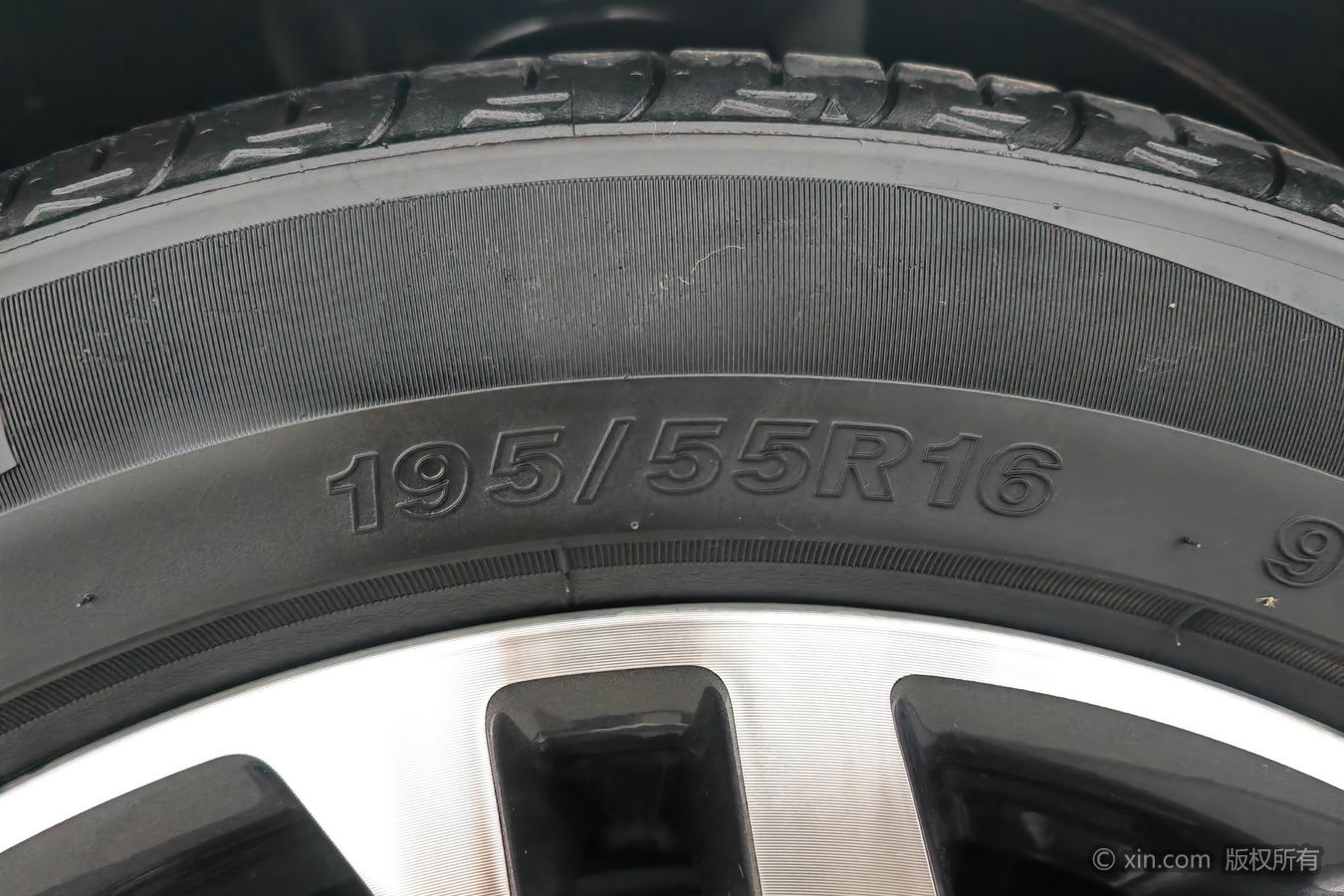 GEELY Emgrand 2023 car image #25