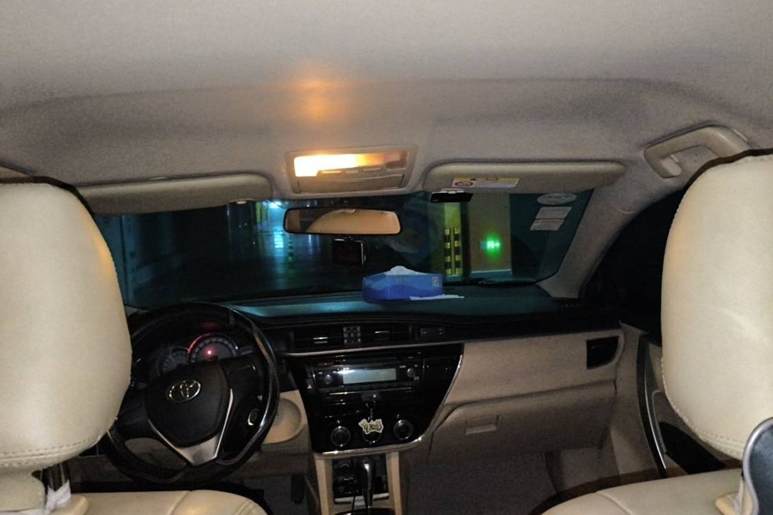Toyota Corolla 2015 изображение автомобиля #20
