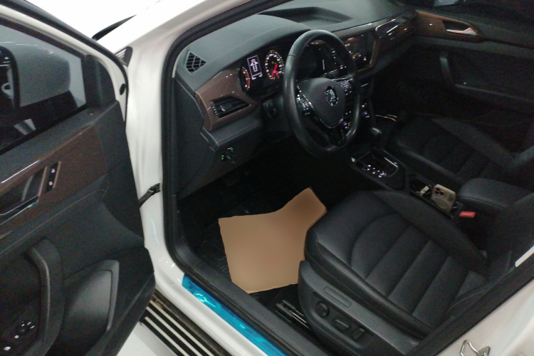 Volkswagen Tharu 2020 #16 Volkswagen Tharu 2020 car image #16