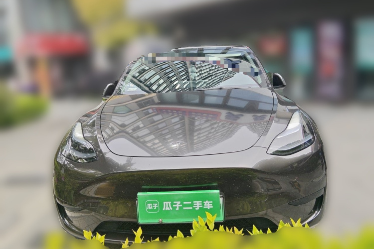 Tesla Model Y 2023 #3 Tesla Model Y 2023 car image #3