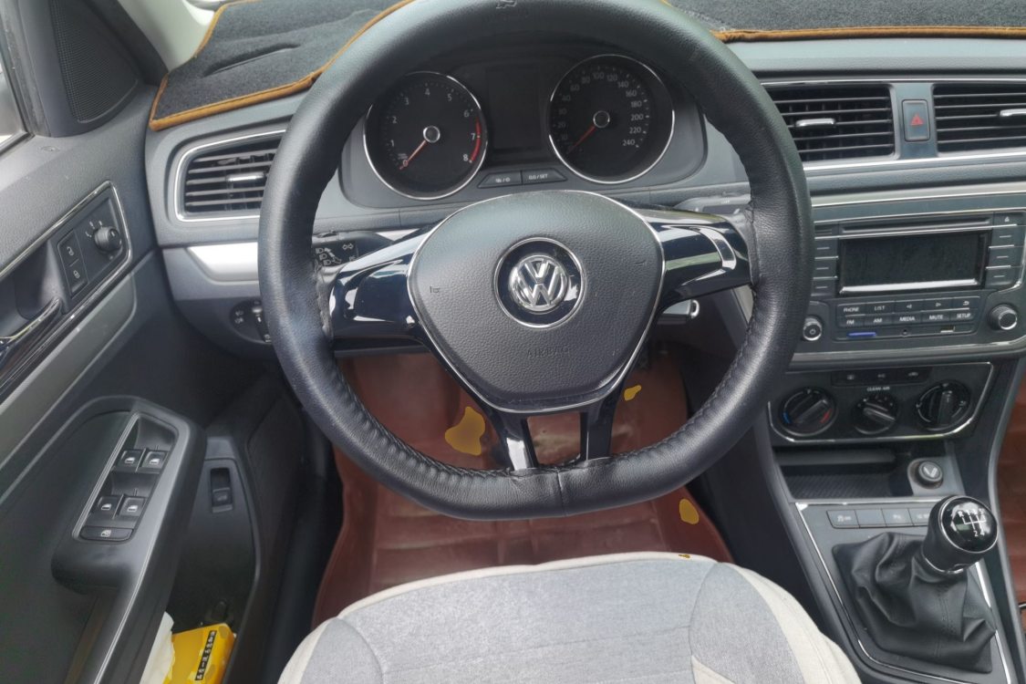 Volkswagen Lavida 2016 car image #22