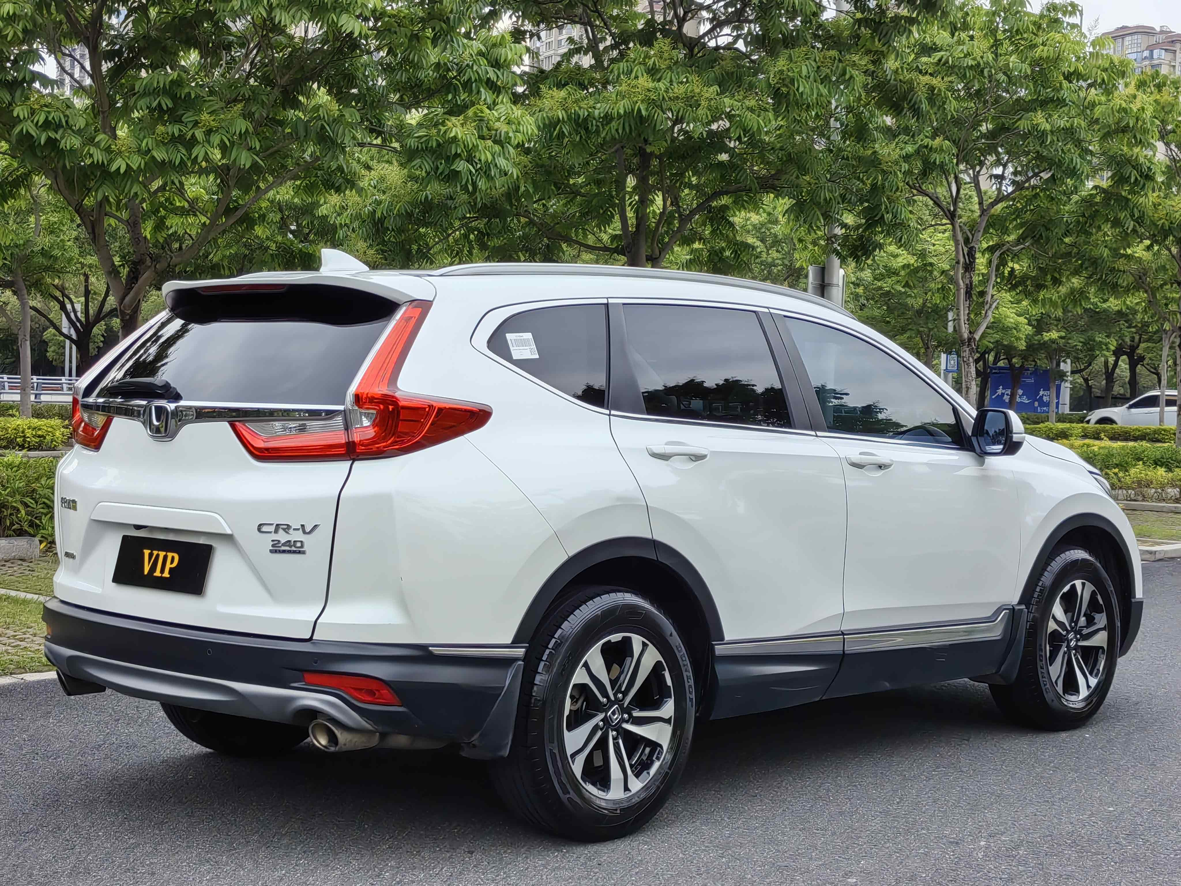 Honda CR-V 2018 изображение автомобиля #9
