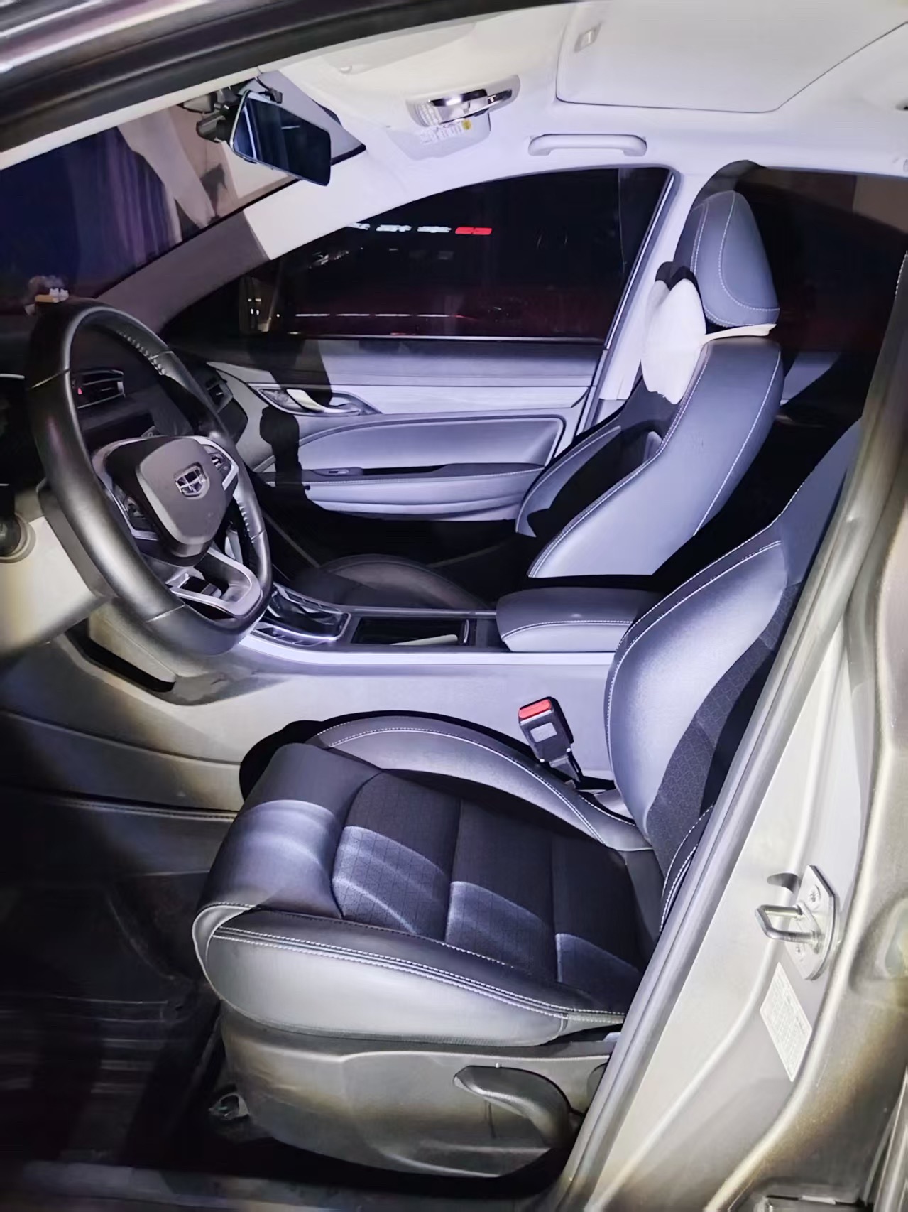 GEELY Emgrand 2021 car image #3