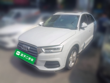Audi Q3 2016 Audi Q3 2016 immagine di auto