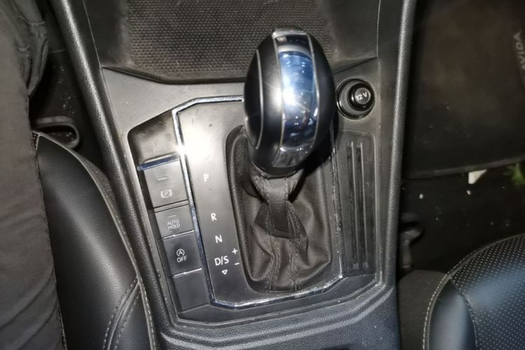 Volkswagen Lavida 2021 car image #14