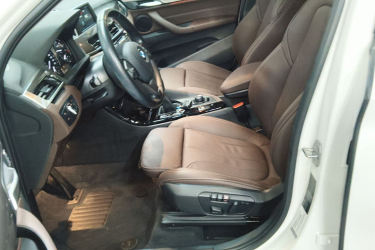 BMW X1 2018 #19 BMW X1 2018 car image #19