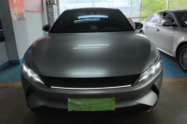 BYD Han 2022 #3 BYD Han 2022 car image #3