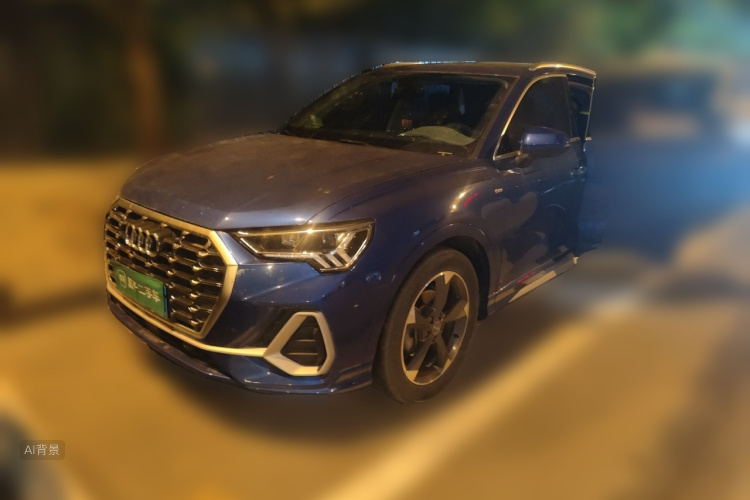 Audi Q3 2019 immagine di auto #2
