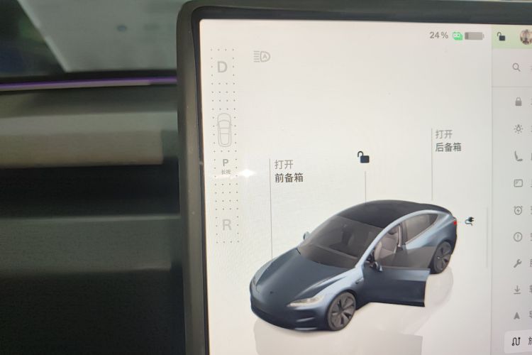 Tesla Model 3 2025 car image #14