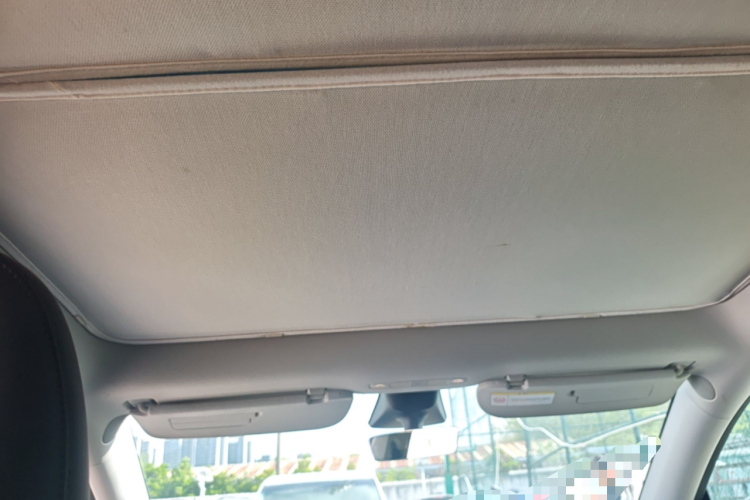 Tesla Model Y 2022 #20 Tesla Model Y 2022 car image #20
