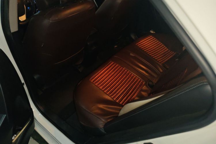Toyota Corolla 2019 #10 Toyota Corolla 2019 car image #10