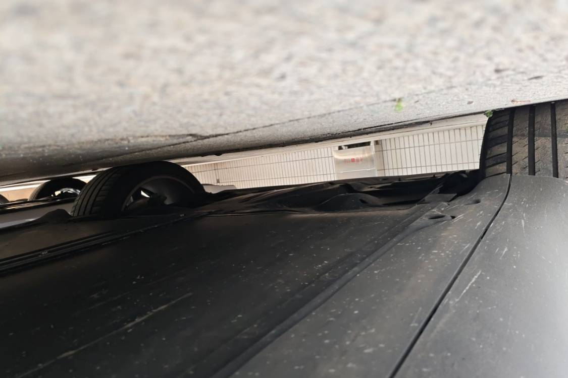 Tesla Model Y 2024 car image #16