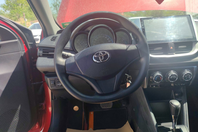 Toyota Vios 2018 image de voiture #11