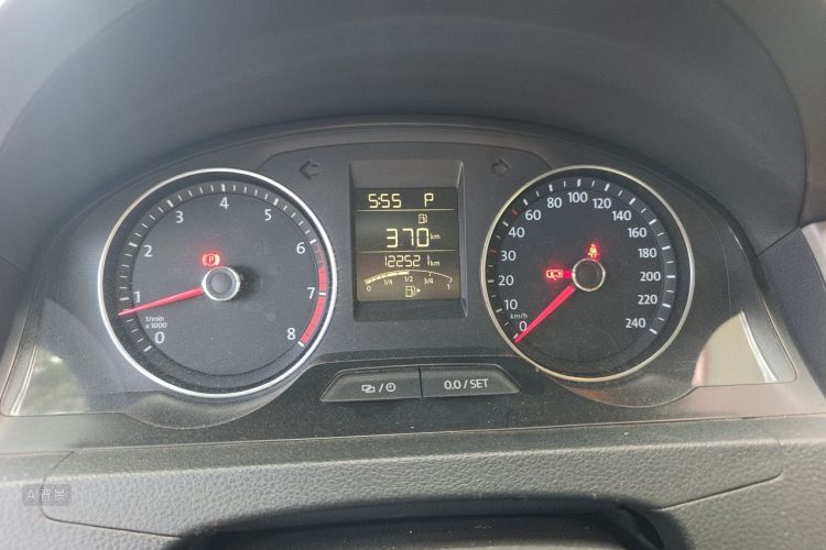 Volkswagen Santana 2016 #13 Volkswagen Santana 2016 car image #13
