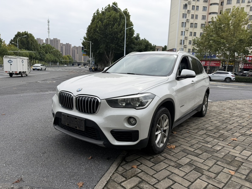 BMW X1 2017 BMW X1 2017 immagine di auto