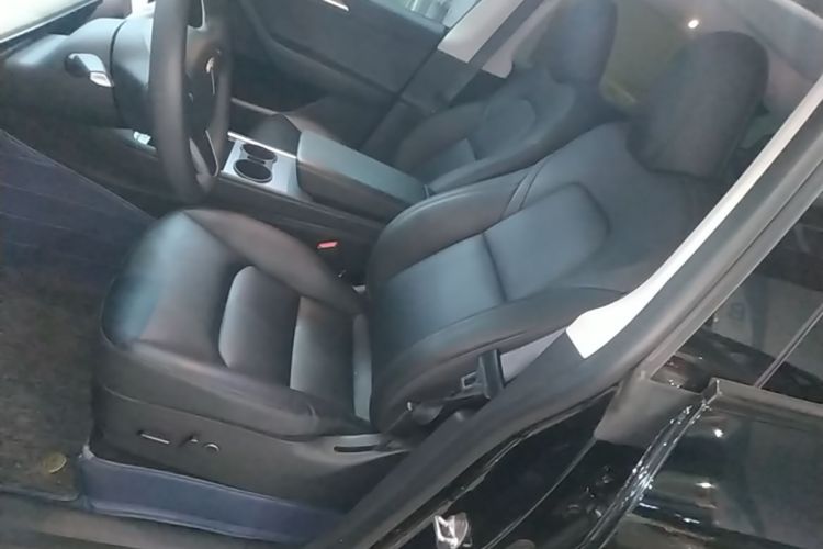 Tesla Model Y 2023 #15 Tesla Model Y 2023 car image #15