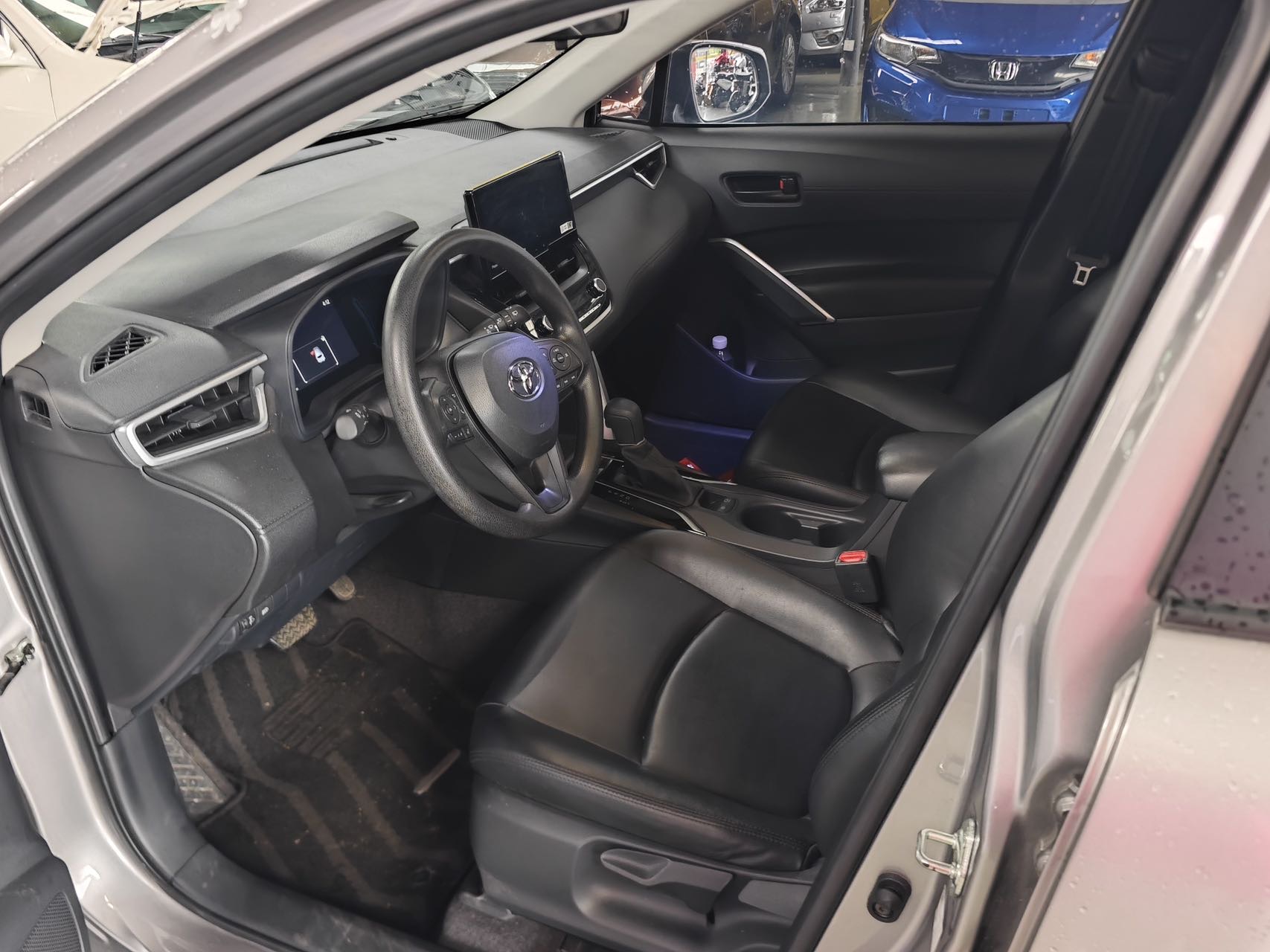 Toyota Corolla Cross 2023 car image #3
