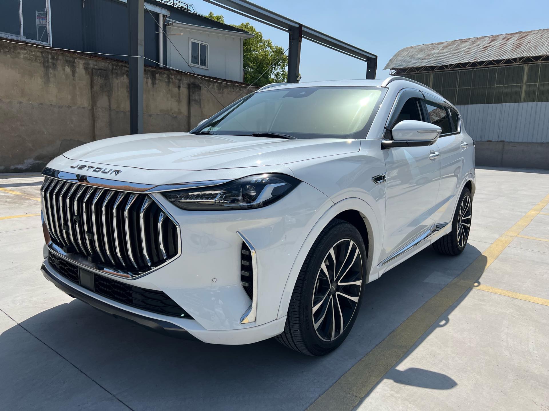 Jetour X70 PLUS 2022 car image 