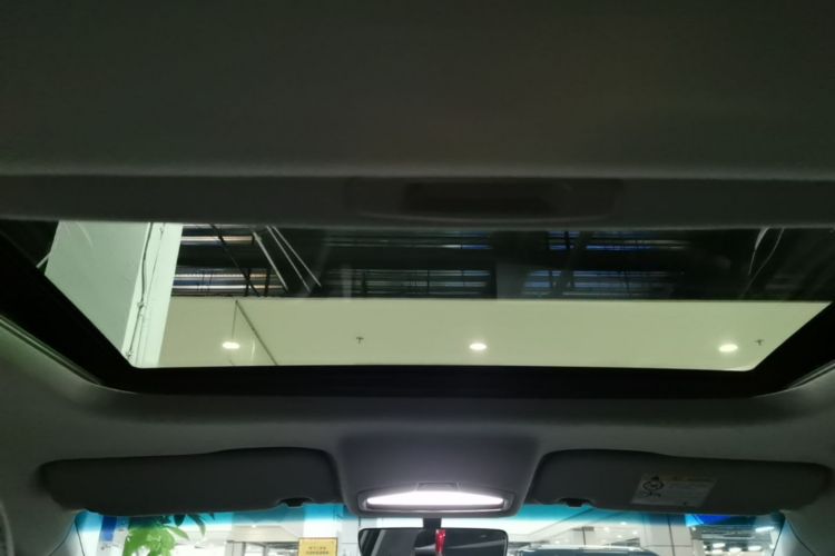 GEELY Emgrand L HiP 2024 صورة سيارة #18