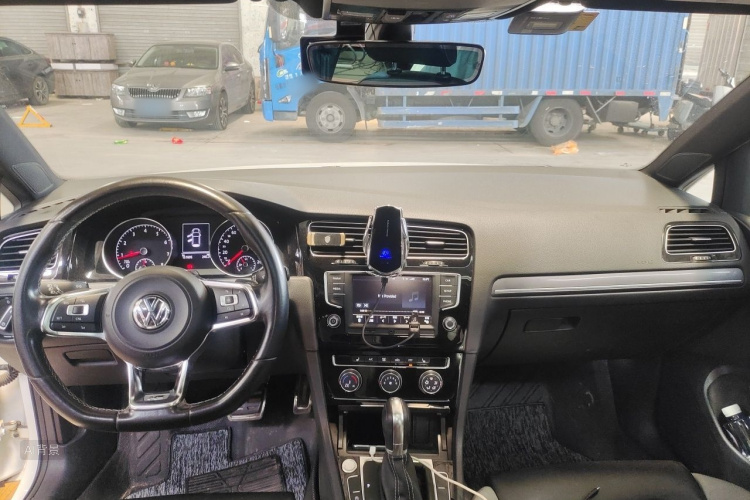 Volkswagen Golf 2016 #11 Volkswagen Golf 2016 car image #11