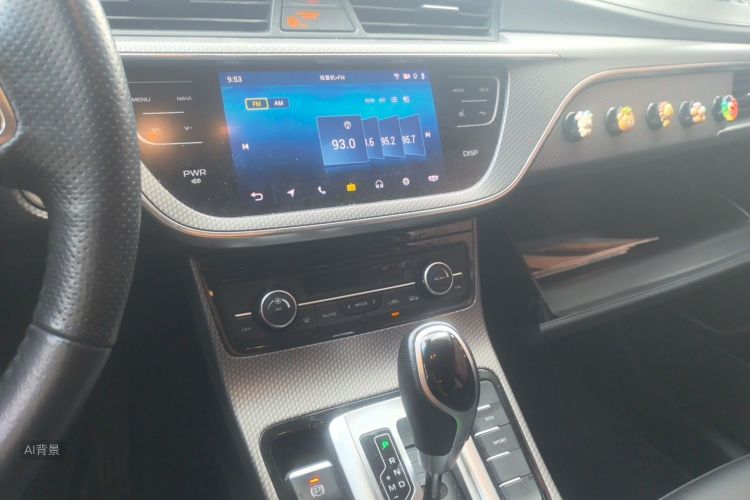 GEELY Emgrand GS 2018 car image #15