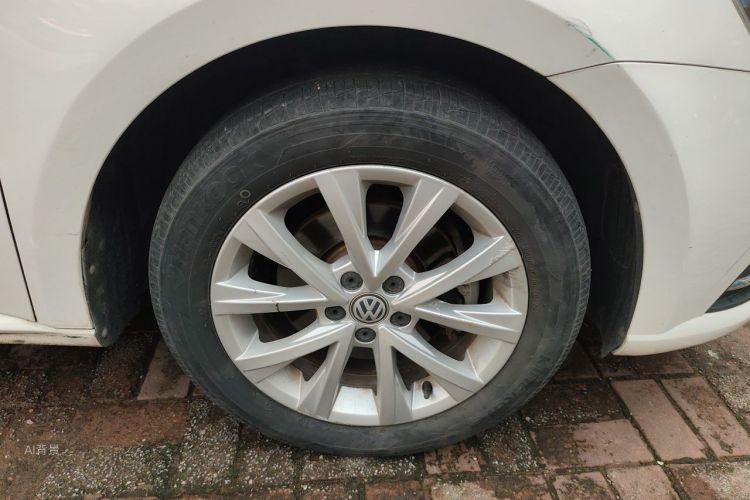 Volkswagen Lavida 2017 car image #9