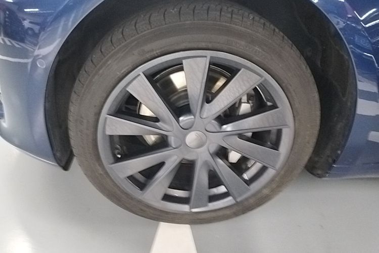 Tesla Model 3 2020 imagen de coche #9