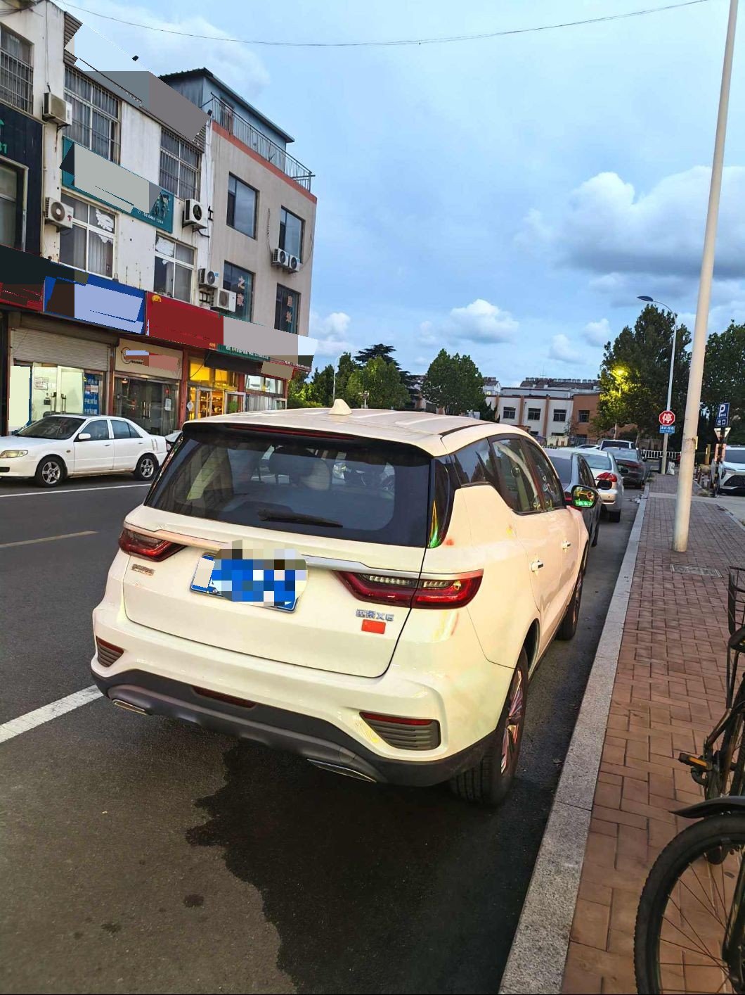 GEELY Vision X6 2020 #4 GEELY Vision X6 2020 car image #4