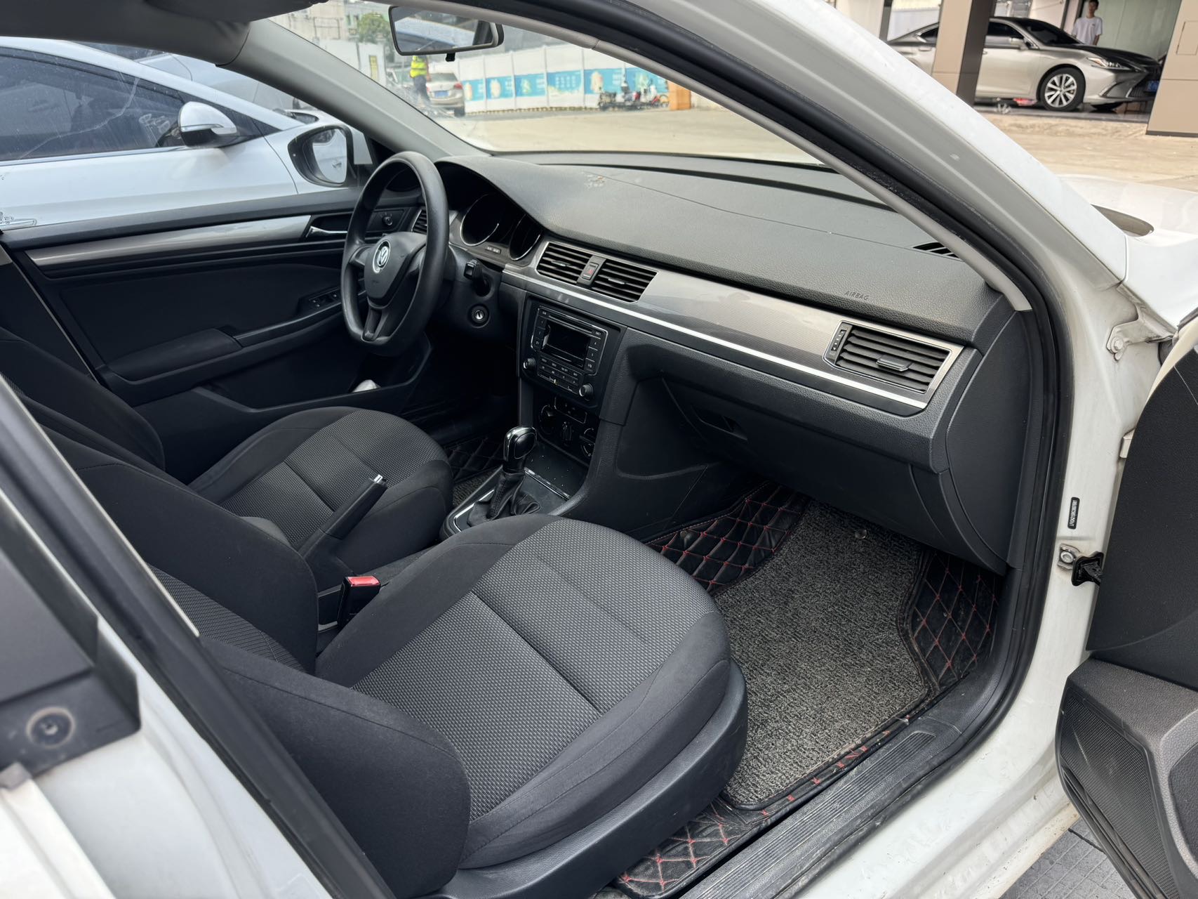 Volkswagen Bora 2017 изображение автомобиля #6