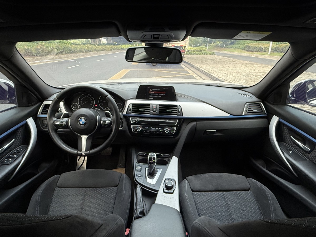 BMW 3 Series 2018 #7 BMW 3 Series 2018 car image #7