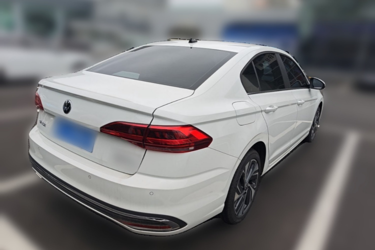 Volkswagen Bora 2025 car image #7