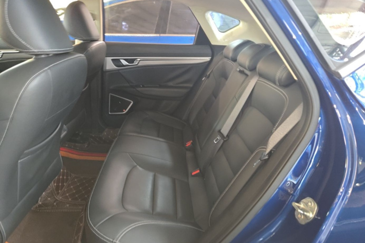 GEELY Emgrand GS 2019 #13 GEELY Emgrand GS 2019 car image #13